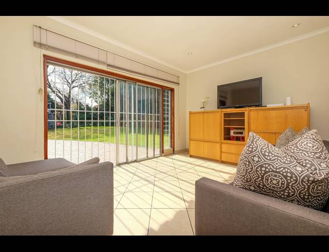 4 BEDROOM HOUSE FOR SALE IN GALLO MANOR